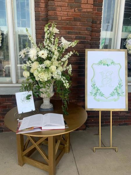 Event decor, table centerpieces, floral arrangements